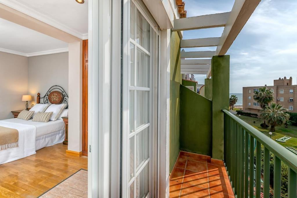 Apartment Duplex En Guadalmar Junto Al Mar Málaga